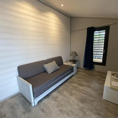 A Quelques Pas De L Ocean Pour 5 Personnes * La Parée Preneau